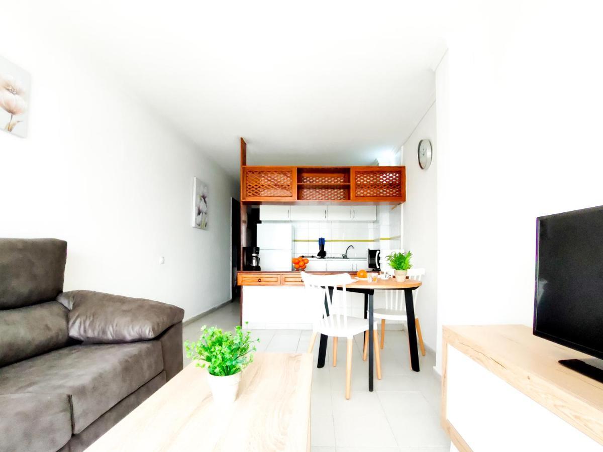 Cozy Beach Holiday Home In Playa Del Ingles Eksteriør billede